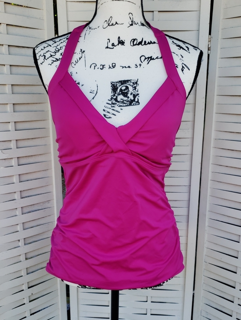Athleta Bright Fuchsia Tankini Top